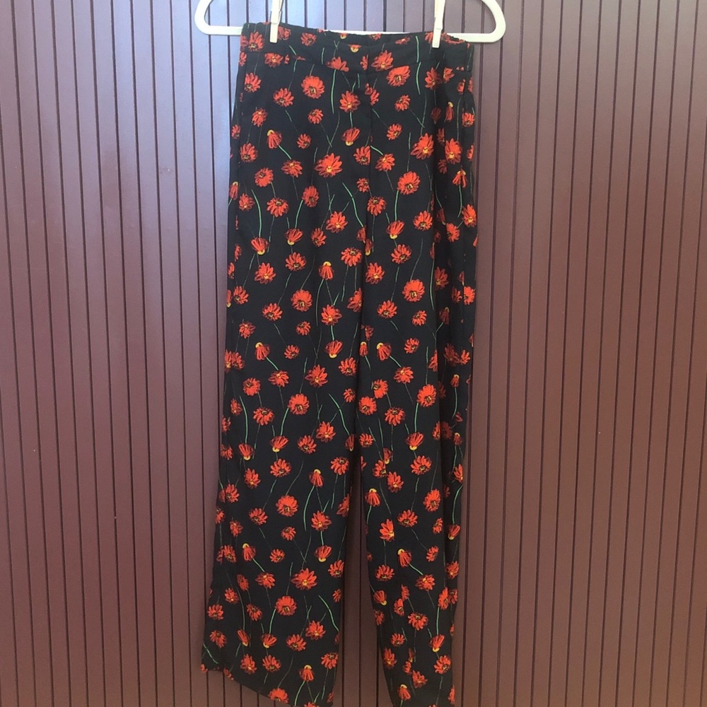 Floral Trousers! 🌺 🌸